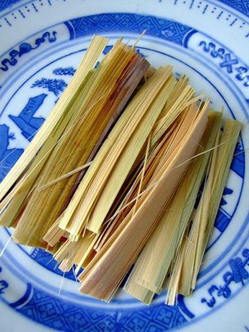 bamboo shavings
