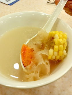 A nourishing soup with carrot, corn, white fungus and pork ribs.